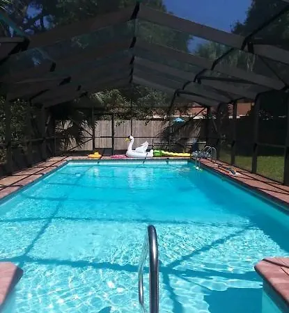 A Touch Of Madagascar In Fort Walton Beach With Heating Pool